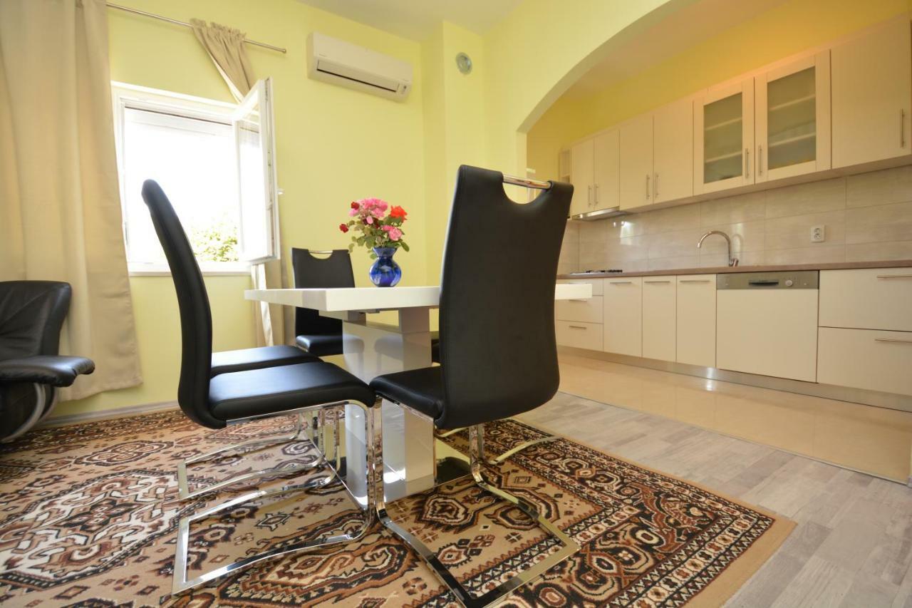 Appartamento Apartman Susic Policnik Esterno foto